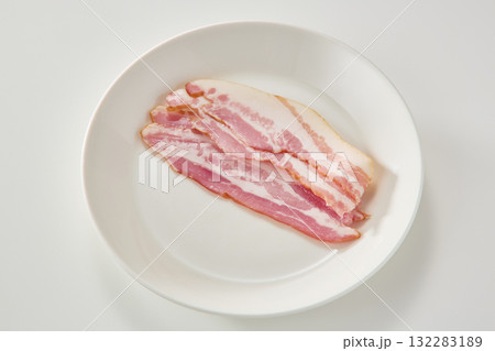 ベーコン ベーコン 132283189