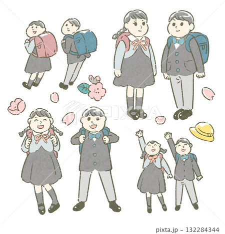 ランドセルを背負った子供 132284344