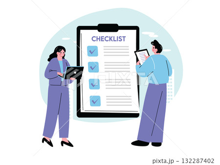 仕事のチェックリストを確認する会社員の男女 仕事のチェックリストを確認する会社員の男女 132287402