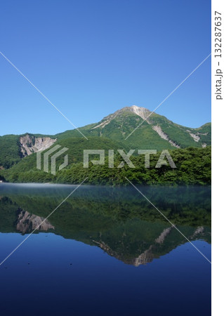 上高地大正池の朝 132287637