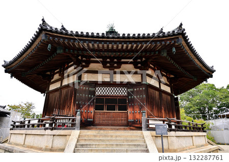 法隆寺　夢殿 132287761