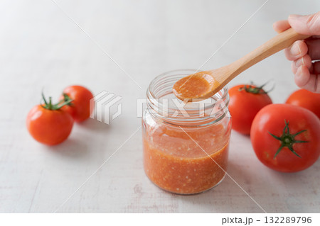 トマトとトマト麹 132289796