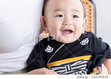 赤ちゃん　お食い初め 132295834