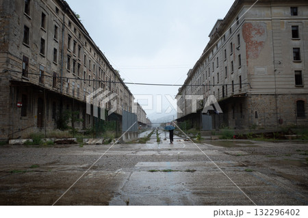 イタリア、トリエステの旧港 132296402