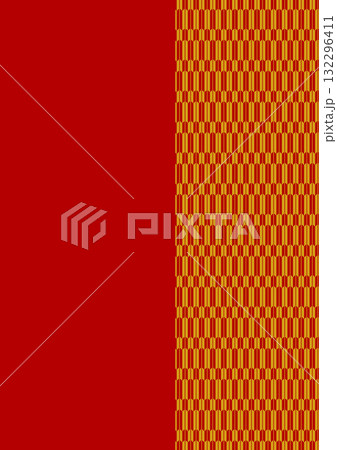 赤色無地と矢絣風和柄を組み合わせた日本の伝統的な背景 赤色無地と矢絣風和柄を組み合わせた日本の伝統的な背景 132296411