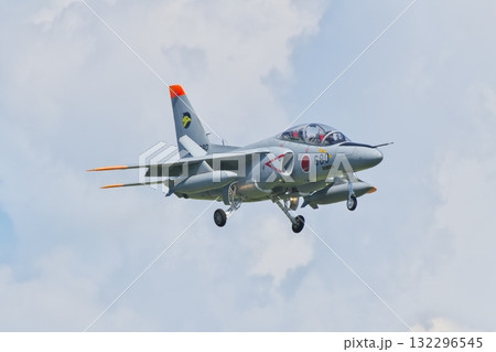 航空自衛隊 第306飛行隊のT-4 132296545