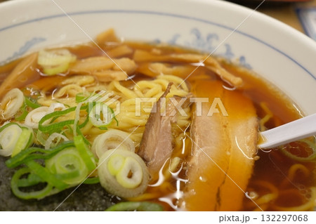 町中華のしょう油ラーメン 町中華のしょう油ラーメン 132297068