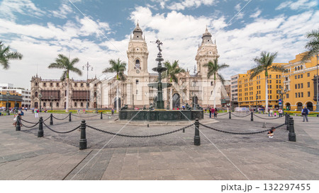Fountain on The Plaza de Armas timelapse hyperlapse, also known as the Plaza Mayor 132297455