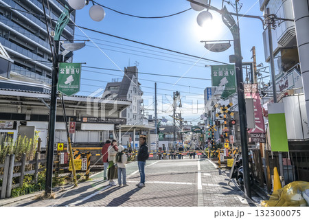 東京都品川区の都市風景 戸越公園駅 とごし公園通り 東京都品川区の都市風景 戸越公園駅 とごし公園通り 132300075