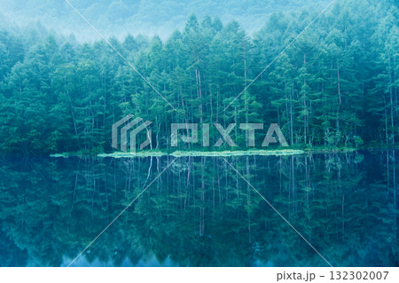 長野県 御射鹿池 長野県 御射鹿池 132302007