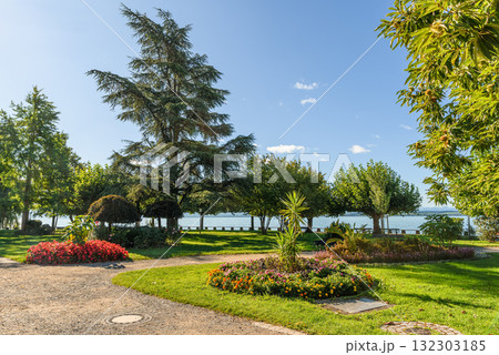 Lakeside park and flower gardens in Hagnau am Bodensee, Baden-Wuerttemberg, Germany Lakeside park and flower gardens in Hagnau am Bodensee, Baden-Wuerttemberg, Germany 132303185