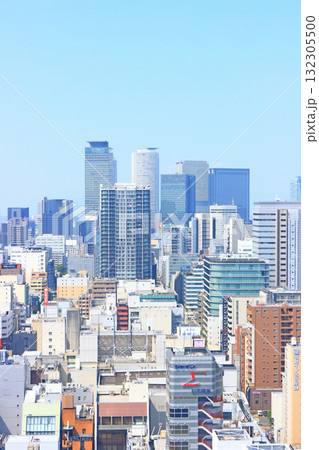 愛知県名古屋市、多くの高層ビルが立ち並ぶ名古屋市中心部の風景 132305500