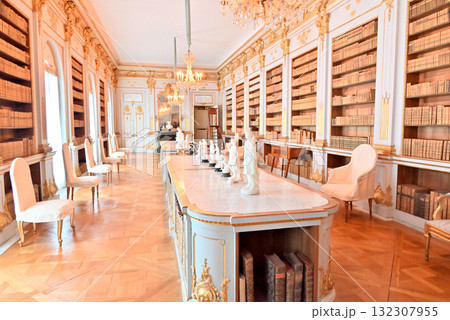 ドロットニングホルム宮殿 ロヴィーサ・ウルリーカ王妃の図書室 132307955