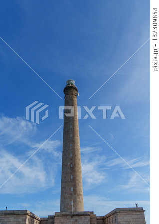 Barfleur and the coast of the french normandy 132309858