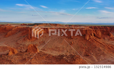 Bayanzag flaming cliffs at sunset in Mongolia 132314986
