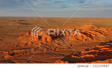 Bayanzag flaming cliffs at sunset in Mongolia 132314987