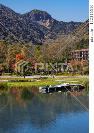 湯ノ湖と日光湯元温泉　栃木県日光市 132316510