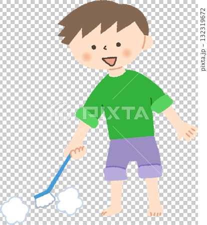 男孩用刷子打掃 132319672