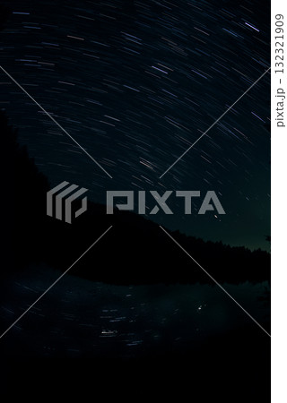 星が輝く夜空 天の川 イメージ 星が輝く夜空 天の川 イメージ 132321909