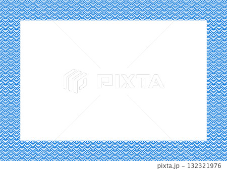 日本の伝統の柄である青海波のフレーム・青の縞模様のある背景 132321976