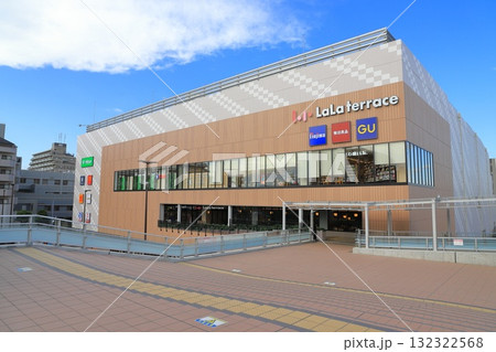 東京メトロ千代田線 駅直結の「ららテラス北綾瀬 」 東京メトロ千代田線 駅直結の「ららテラス北綾瀬 」 132322568