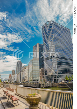 大阪淀屋橋と中ノ島周辺の街並み風景 132322850
