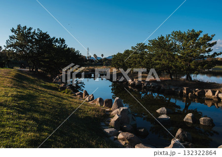 [赤穂海浜公園]自然豊かな公園の風景 132322864
