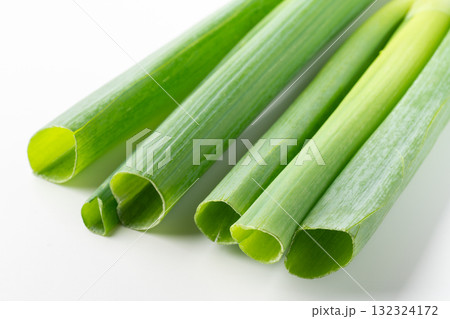 長ネギ(白ネギ)の葉先のクローズアップ 長ネギ(白ネギ)の葉先のクローズアップ 132324172