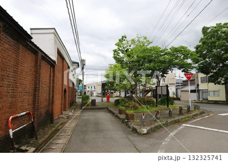 秋田 五城目 丸ポストのある風景(福禄寿酒造前) 秋田 五城目 丸ポストのある風景(福禄寿酒造前) 132325741