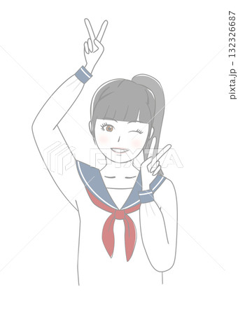 ピースサインをする女の子 132326687