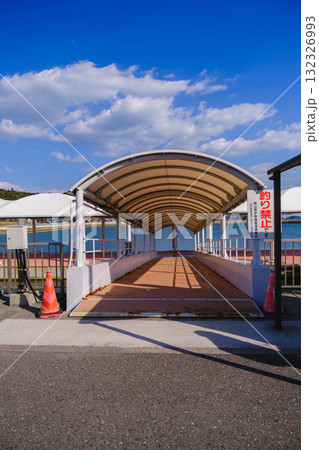 [宇野港]田舎の港町のノスタルジックな風景 132326993