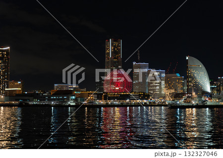 みなとみらいの夜景 132327046