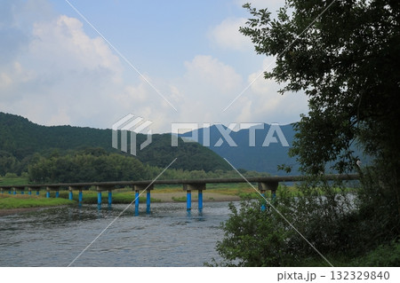 四万十川に架かる沈下橋の中で最長の佐田沈下橋 132329840