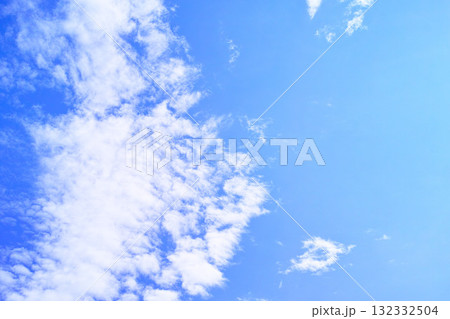 青空と雲イメージ 132332504