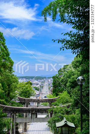 宮地嶽神社参道上から玄界灘方面を望む 宮地嶽神社参道上から玄界灘方面を望む 132334777
