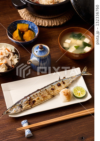 秋刀魚の塩焼き 秋刀魚の塩焼き 132336760