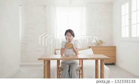 美容 肌年齢 健康イメージ  132338138