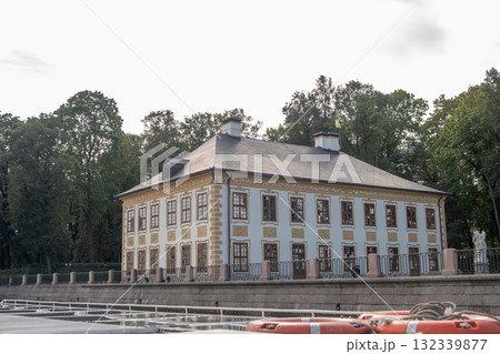 Historic architecture in Saint Petersburg with scenic surroundings and a tranquil atmosphere 132339877