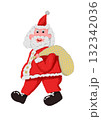 手描きのゆるくてかわいいプレゼントを持ったサンタクロース 132342036