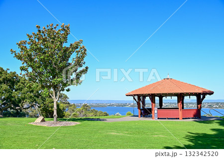 パースにあるキングスパークの美しい風景 132342520