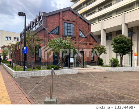 レンガ館　日本食品製造合資会　社旧工場 132344987