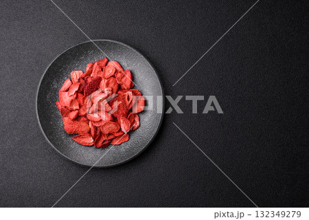Dried sublimated slices of strawberry as an ingredient for sweet desserts. Dried strawberry Dried sublimated slices of strawberry as an ingredient for sweet desserts. Dried strawberry 132349279