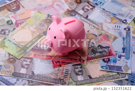 Bahrain paper money, dinar banknotes as currency for exchange or travel. Bahraini money 132351622