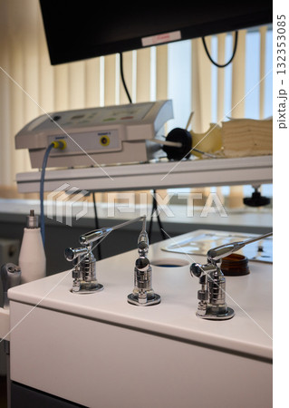 Dental Instruments and Aesthetic Within a Modern and Welcoming Clinic Environment 132353085