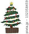 手描きの絵本調のクリスマスツリー 132358459