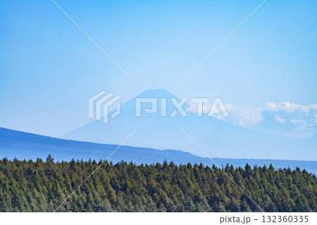 ビーナスラインから見る富士山 132360335