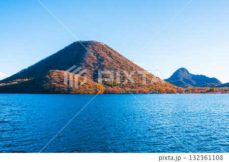 榛名山・榛名湖・榛名富士・榛名旭岳(秋) 榛名山・榛名湖・榛名富士・榛名旭岳(秋) 132361108