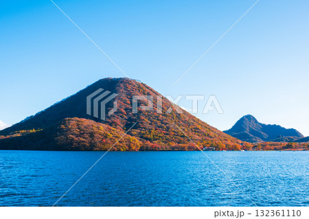 榛名山・榛名湖・榛名富士・榛名旭岳(秋) 榛名山・榛名湖・榛名富士・榛名旭岳(秋) 132361110