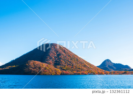 榛名山・榛名湖・榛名富士・榛名旭岳(秋) 榛名山・榛名湖・榛名富士・榛名旭岳(秋) 132361112