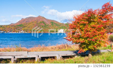 榛名山・榛名湖・掃部ヶ岳（秋） 132361239